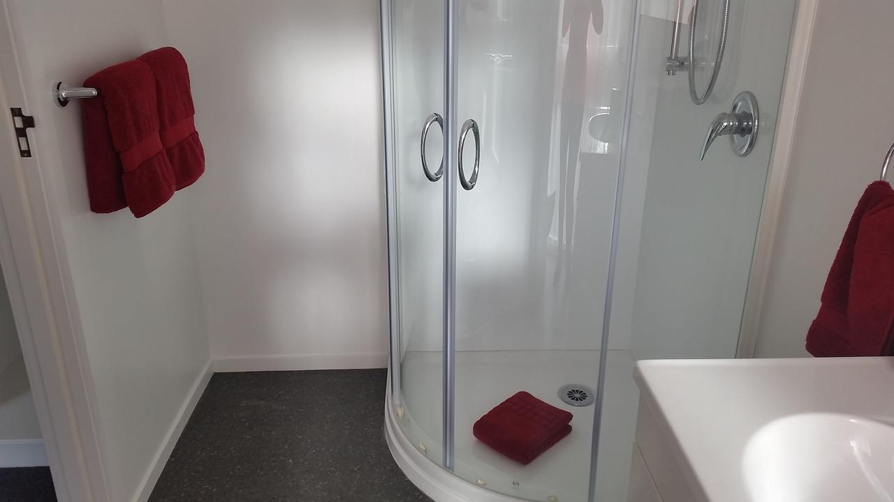 Leopard Hotel Waipukurau Екстериор снимка