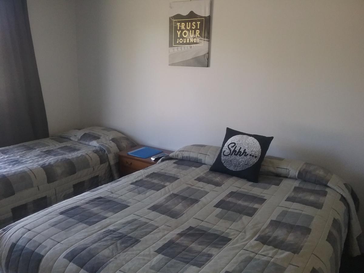 Leopard Hotel Waipukurau Екстериор снимка